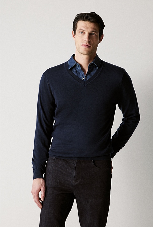 Merino V Neck Knit