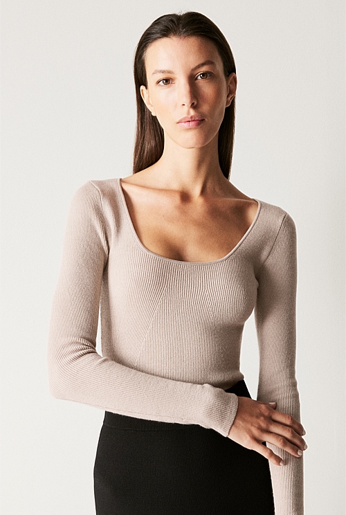 Merino Blend Scoop Neck Long Sleeve Knit