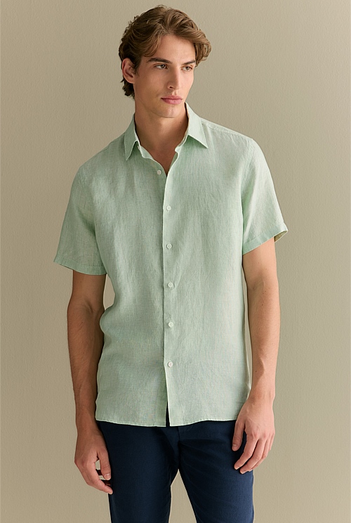 Regular Fit Delave Linen End on End Short Sleeve Shirt Regular Fit Delave Linen End on End Short Sleeve Shirt