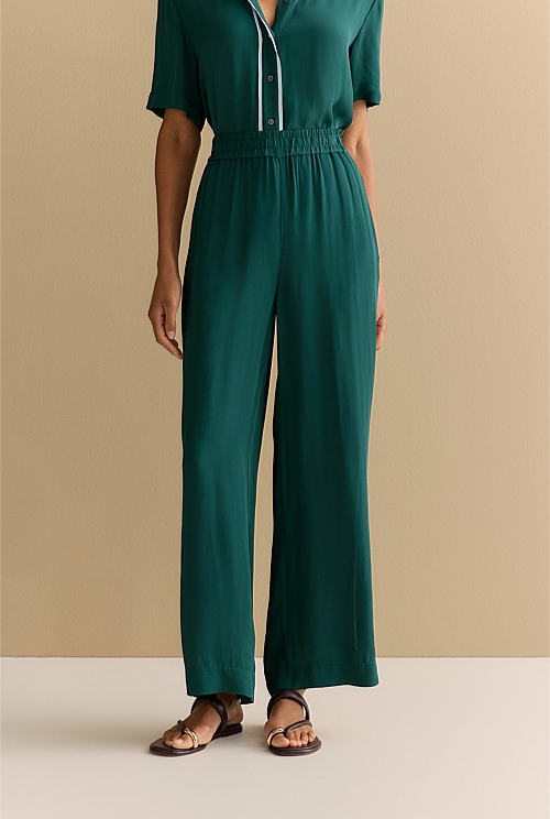 Crepe Piping Detail Pull On Pant Crepe Piping Detail Pull On Pant