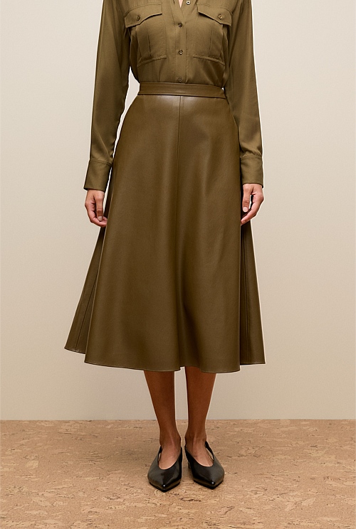 Soft Seam Detail Skirt