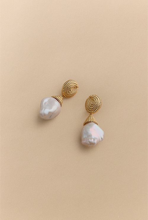 Eyre Pearl Drop Earrings Eyre Pearl Drop Earrings