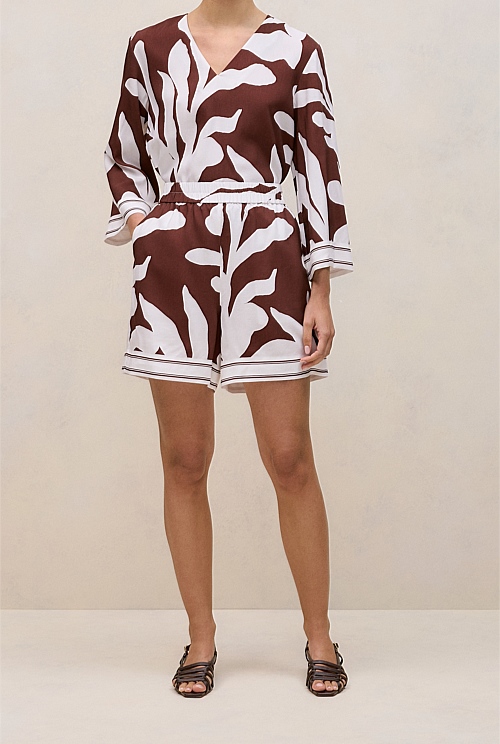 Wakame Border Stripe Relaxed Short Wakame Border Stripe Relaxed Short