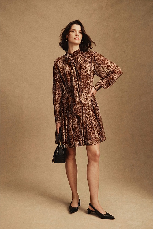 Print Cheetah Mini Dress Print Cheetah Mini Dress