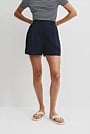 Organically Grown Linen Tuck Front Short