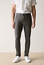 Slim Chino Pant