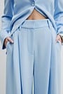 Soft Pleat Pant